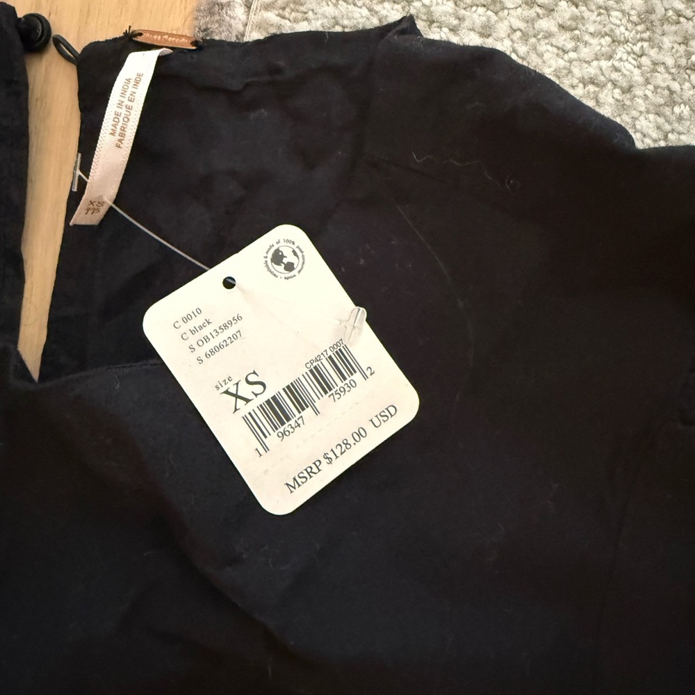 Elegant Black XS Dress